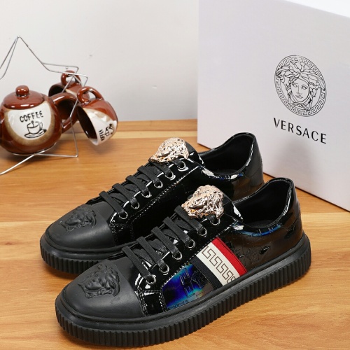 Cheap Versace Casual Shoes For Men #1094296 Replica Wholesale [$72.00 USD] [ITEM#1094296] on Replica Versace Casual Shoes