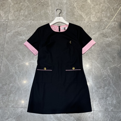 Cheap Yves Saint Laurent Dresses Short Sleeved For Women #1097922 Replica Wholesale [$82.00 USD] [ITEM#1097922] on Replica Yves Saint Laurent Dresses