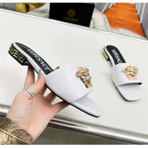 Cheap Versace Slippers For Women #1098145 Replica Wholesale [$82.00 USD] [ITEM#1098145] on Replica Versace Slippers
