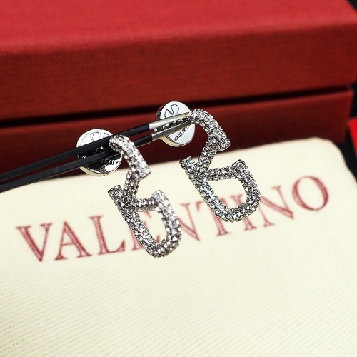 Cheap Valentino Earrings For Women #1098396 Replica Wholesale [$27.00 USD] [ITEM#1098396] on Replica Valentino Earrings