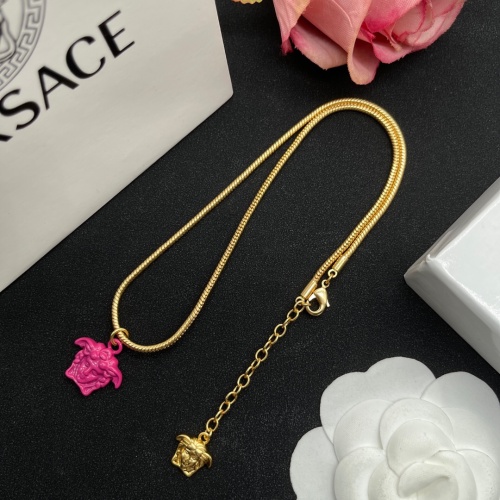 Cheap Versace Necklaces #1098783 Replica Wholesale [$32.00 USD] [ITEM#1098783] on Replica Versace Necklaces