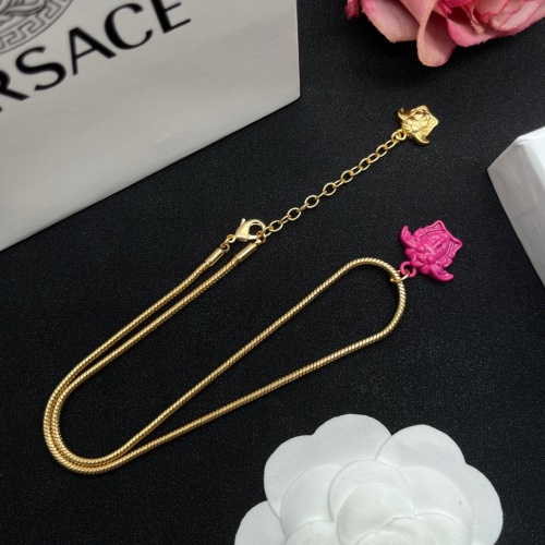 Cheap Versace Necklaces #1098783 Replica Wholesale [$32.00 USD] [ITEM#1098783] on Replica Versace Necklaces