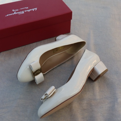 Cheap Salvatore Ferragamo Flat Shoes For Women #1099040 Replica Wholesale [$96.00 USD] [ITEM#1099040] on Replica Salvatore Ferragamo Flat Shoes