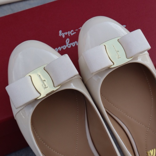 Cheap Salvatore Ferragamo Flat Shoes For Women #1099070 Replica Wholesale [$96.00 USD] [ITEM#1099070] on Replica Salvatore Ferragamo Flat Shoes