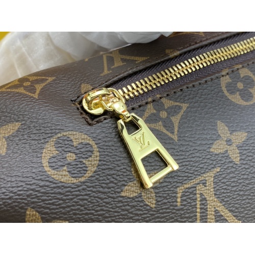 Cheap Louis Vuitton LV AAA Quality Belt Bags For Unisex #1100116 Replica Wholesale [$64.00 USD] [ITEM#1100116] on Replica Louis Vuitton LV AAA Quality Belt Bags