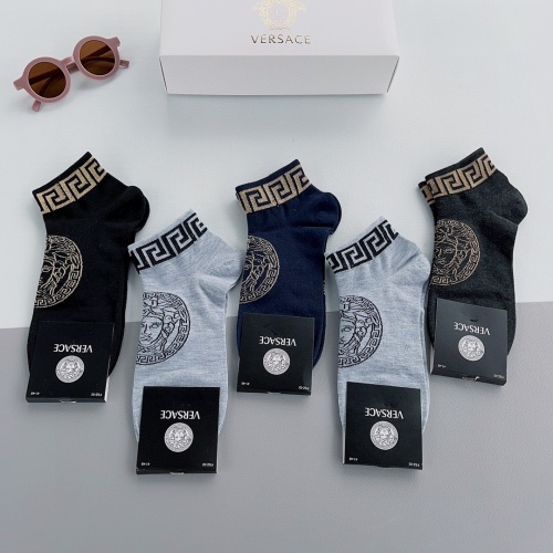 Cheap Versace Socks #1100587 Replica Wholesale [$25.00 USD] [ITEM#1100587] on Replica Versace Socks