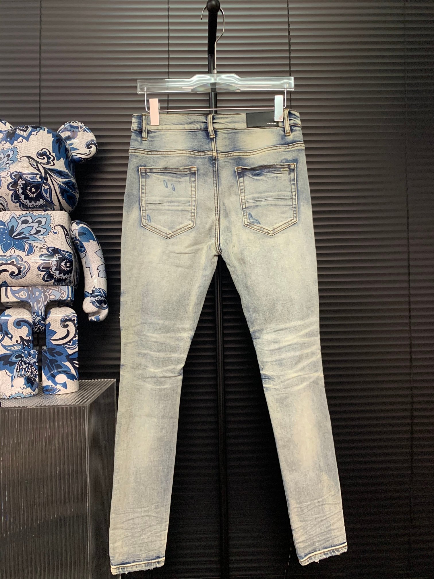 Cheap Amiri Jeans For Men #1096811 Replica Wholesale [$72.00 USD] [ITEM ...