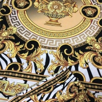 Cheap Versace Tracksuits Short Sleeved For Men #1091339 Replica Wholesale [$60.00 USD] [ITEM#1091339] on Replica Versace Tracksuits