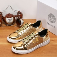 Versace Casual Shoes For Men #1094277