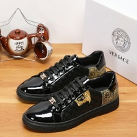 Versace Casual Shoes For Men #1094278