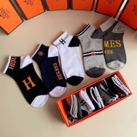 Cheap Hermes Socks #1100333 Replica Wholesale [$25.00 USD] [ITEM#1100333] on Replica Hermes Socks