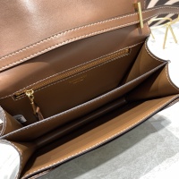 Cheap Burberry AAA Quality Messenger Bags For Women #1100465 Replica Wholesale [$92.00 USD] [ITEM#1100465] on Replica Burberry AAA Messenger Bags