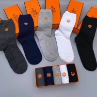 Cheap Hermes Socks #1100478 Replica Wholesale [$29.00 USD] [ITEM#1100478] on Replica Hermes Socks