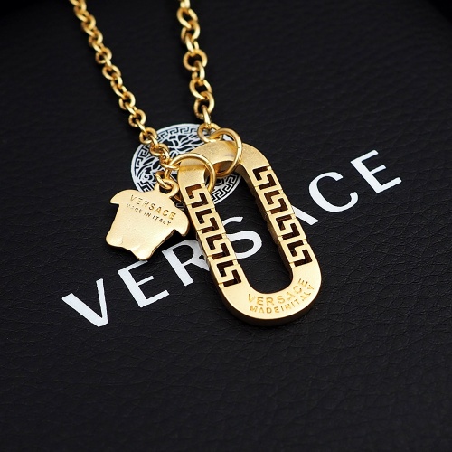 Cheap Versace Necklaces #1101067 Replica Wholesale [$25.00 USD] [ITEM#1101067] on Replica Versace Necklaces