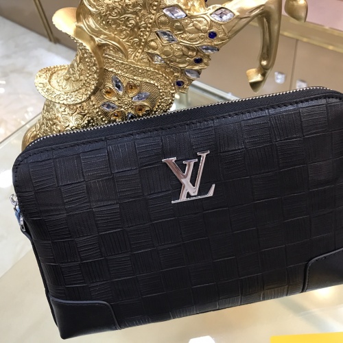 Cheap Louis Vuitton AAA Man Wallets #1101384 Replica Wholesale [$82.00 USD] [ITEM#1101384] on Replica Louis Vuitton AAA Man Wallets