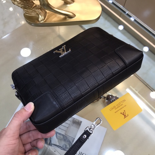 Cheap Louis Vuitton AAA Man Wallets #1101384 Replica Wholesale [$82.00 USD] [ITEM#1101384] on Replica Louis Vuitton AAA Man Wallets