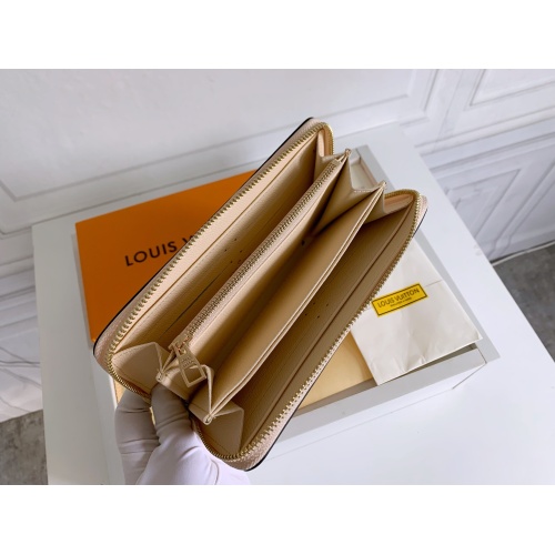 Cheap Louis Vuitton LV Wallets For Women #1102101 Replica Wholesale [$41.00 USD] [ITEM#1102101] on Replica Louis Vuitton LV Wallets