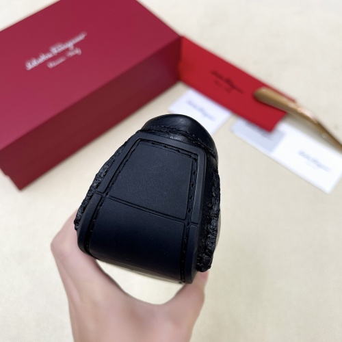 Cheap Salvatore Ferragamo Leather Shoes For Men #1104244 Replica Wholesale [$112.00 USD] [ITEM#1104244] on Replica Salvatore Ferragamo Leather Shoes
