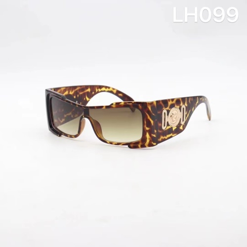 Cheap Versace Sunglasses #1105932 Replica Wholesale [$24.00 USD] [ITEM#1105932] on Replica Versace Sunglasses