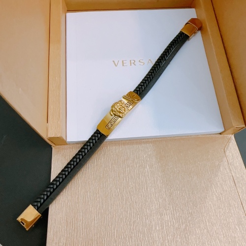 Cheap Versace Bracelets #1108141 Replica Wholesale [$42.00 USD] [ITEM#1108141] on Replica Versace Bracelets