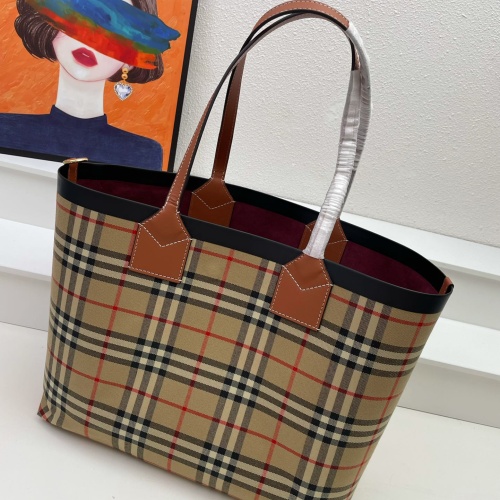 Cheap Burberry AAA Quality Shoulder Bags For Women #1108531 Replica Wholesale [$102.00 USD] [ITEM#1108531] on Replica Burberry AAA Quality Shoulder Bags