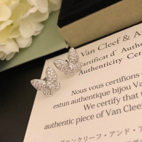 Cheap Van Cleef &amp; Arpels Jewelry Set For Women #1108895 Replica Wholesale [$82.00 USD] [ITEM#1108895] on Replica Van Cleef &amp; Arpels Jewelry Set