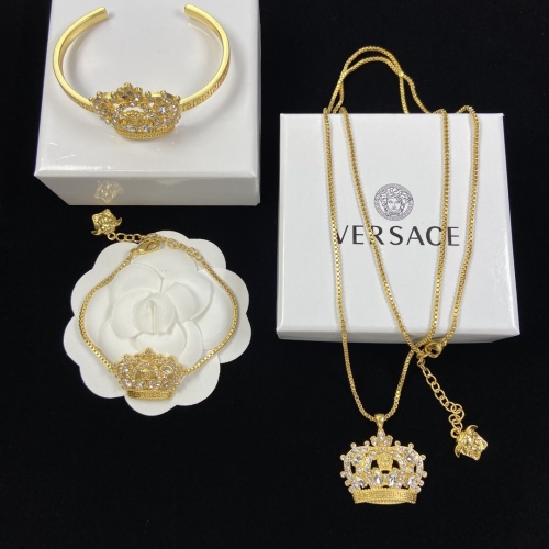 Cheap Versace Jewelry Set For Women #1108925 Replica Wholesale [$72.00 USD] [ITEM#1108925] on Replica Versace Jewelry Set