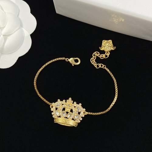 Cheap Versace Jewelry Set For Women #1108925 Replica Wholesale [$72.00 USD] [ITEM#1108925] on Replica Versace Jewelry Set