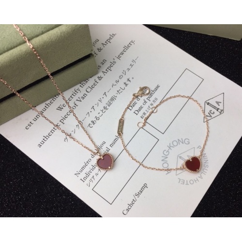 Cheap Van Cleef &amp; Arpels Jewelry Set For Women #1108945 Replica Wholesale [$40.00 USD] [ITEM#1108945] on Replica Van Cleef &amp; Arpels Jewelry Set