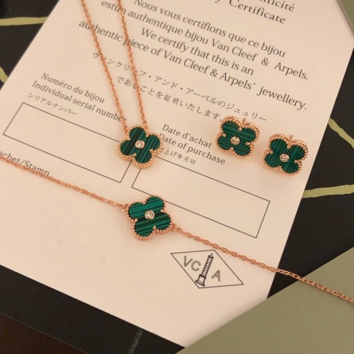 Cheap Van Cleef &amp; Arpels Jewelry Set For Women #1108967 Replica Wholesale [$64.00 USD] [ITEM#1108967] on Replica Van Cleef &amp; Arpels Jewelry Set