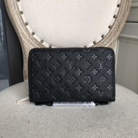 Louis Vuitton AAA Man Wallets #1109654