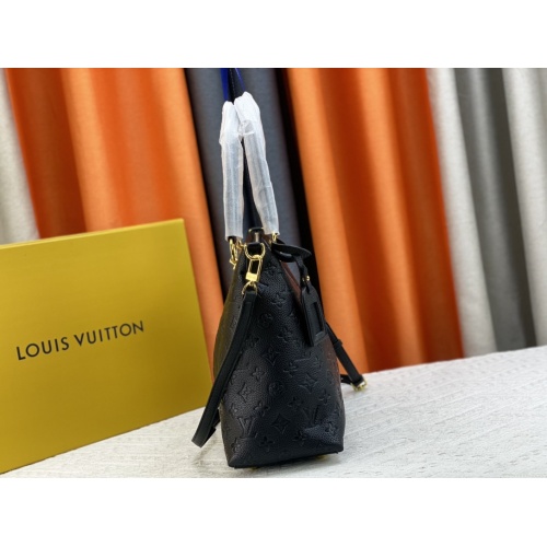 Cheap Louis Vuitton AAA Quality Handbags For Women #1113566 Replica Wholesale [$72.00 USD] [ITEM#1113566] on Replica Louis Vuitton AAA Quality Handbags