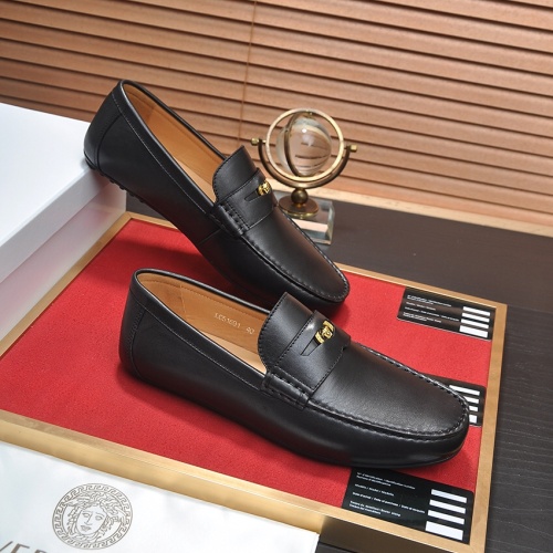 Cheap Versace Leather Shoes For Men #1113647 Replica Wholesale [$98.00 USD] [ITEM#1113647] on Replica Versace Leather Shoes