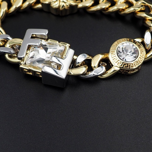 Cheap Versace Bracelets #1114751 Replica Wholesale [$32.00 USD] [ITEM#1114751] on Replica Versace Bracelets