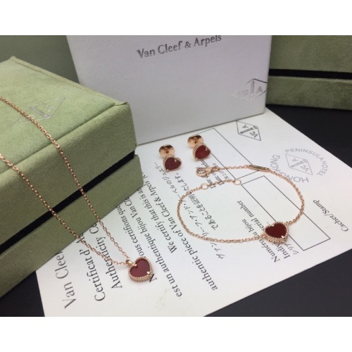 Cheap Van Cleef &amp; Arpels Jewelry Set For Women #1115615 Replica Wholesale [$64.00 USD] [ITEM#1115615] on Replica Van Cleef &amp; Arpels Jewelry Set
