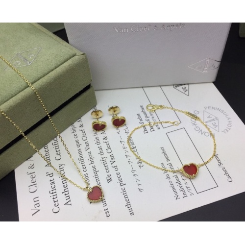 Cheap Van Cleef &amp; Arpels Jewelry Set For Women #1115616 Replica Wholesale [$64.00 USD] [ITEM#1115616] on Replica Van Cleef &amp; Arpels Jewelry Set