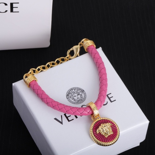 Cheap Versace Jewelry Set #1115728 Replica Wholesale [$52.00 USD] [ITEM#1115728] on Replica Versace Jewelry Set
