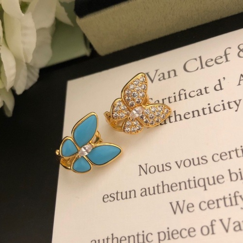 Cheap Van Cleef &amp; Arpels Jewelry Set For Women #1115853 Replica Wholesale [$80.00 USD] [ITEM#1115853] on Replica Van Cleef &amp; Arpels Jewelry Set