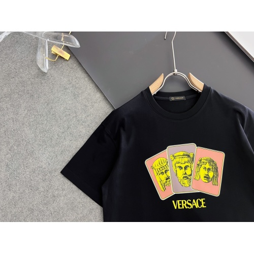 Cheap Versace T-Shirts Short Sleeved For Men #1115999 Replica Wholesale [$52.00 USD] [ITEM#1115999] on Replica Versace T-Shirts