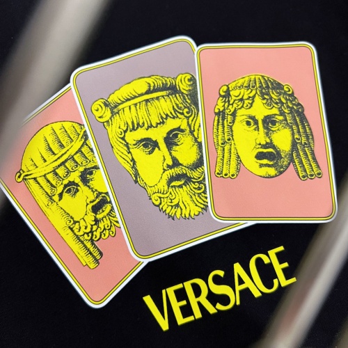 Cheap Versace T-Shirts Short Sleeved For Men #1115999 Replica Wholesale [$52.00 USD] [ITEM#1115999] on Replica Versace T-Shirts