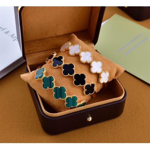 Cheap Van Cleef &amp; Arpels Bracelets For Women #1116340 Replica Wholesale [$22.00 USD] [ITEM#1116340] on Replica Van Cleef &amp; Arpels Bracelets