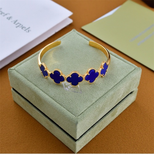 Cheap Van Cleef &amp; Arpels Bracelets For Women #1116341 Replica Wholesale [$22.00 USD] [ITEM#1116341] on Replica Van Cleef &amp; Arpels Bracelets
