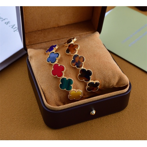 Cheap Van Cleef &amp; Arpels Bracelets For Women #1116345 Replica Wholesale [$22.00 USD] [ITEM#1116345] on Replica Van Cleef &amp; Arpels Bracelets