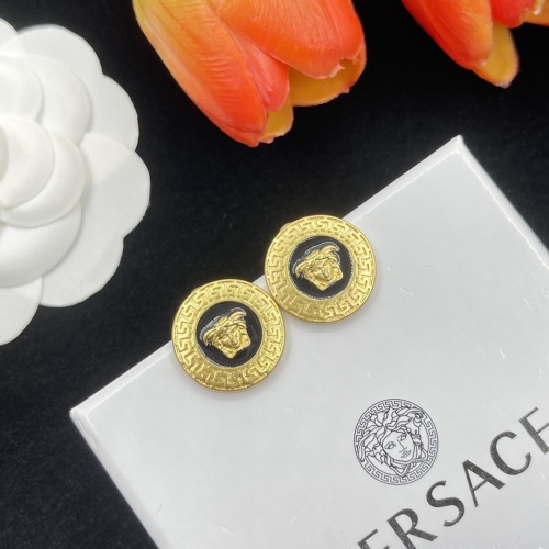 Cheap Versace Earrings For Women #1120919 Replica Wholesale [$27.00 USD] [ITEM#1120919] on Replica Versace Earrings