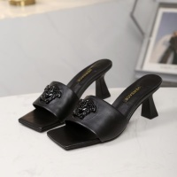 Versace Slippers For Women #1111972