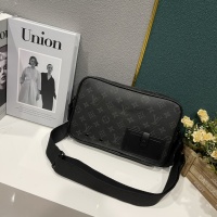 Louis Vuitton AAA Man Messenger Bags #1114092