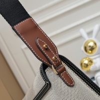 Cheap Burberry AAA Quality Messenger Bags For Women #1114584 Replica Wholesale [$102.00 USD] [ITEM#1114584] on Replica Burberry AAA Messenger Bags