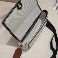 Cheap Burberry AAA Quality Messenger Bags For Women #1114584 Replica Wholesale [$102.00 USD] [ITEM#1114584] on Replica Burberry AAA Quality Messenger Bags