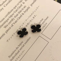 Cheap Van Cleef &amp; Arpels Jewelry Set For Women #1115768 Replica Wholesale [$76.00 USD] [ITEM#1115768] on Replica Van Cleef &amp; Arpels Jewelry Set