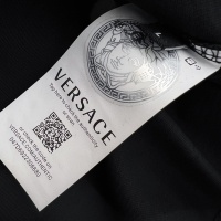 Cheap Versace T-Shirts Short Sleeved For Men #1115999 Replica Wholesale [$52.00 USD] [ITEM#1115999] on Replica Versace T-Shirts